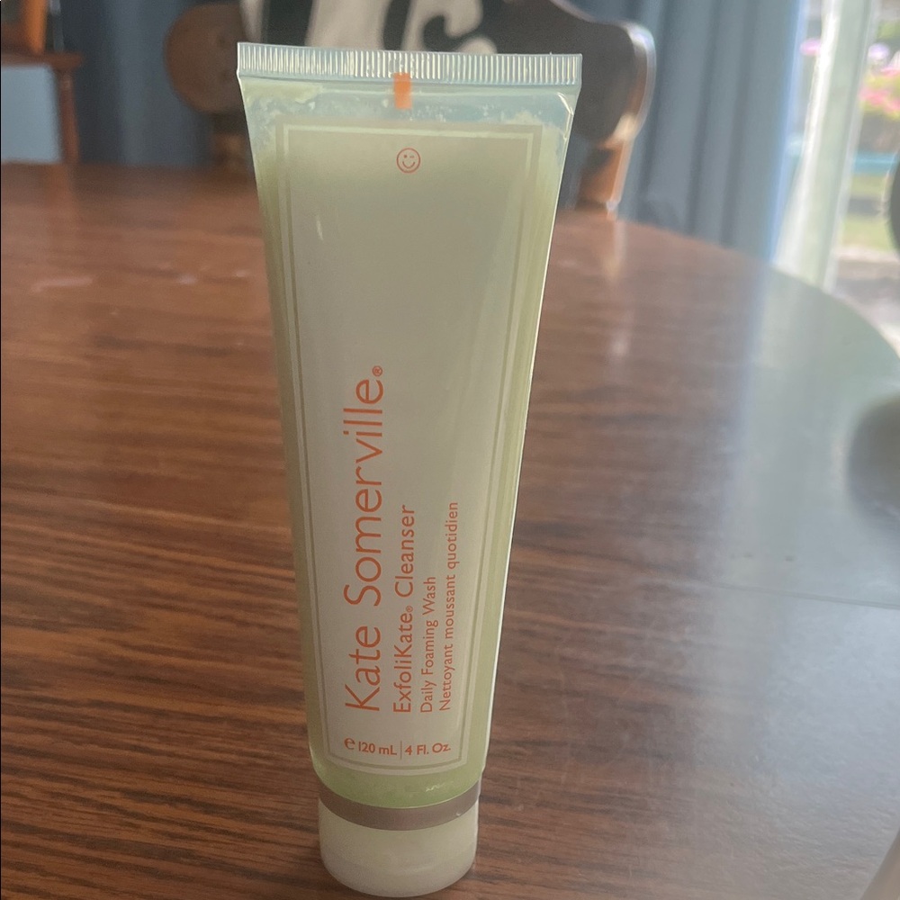 Kate Somerville exfolikate cleanser